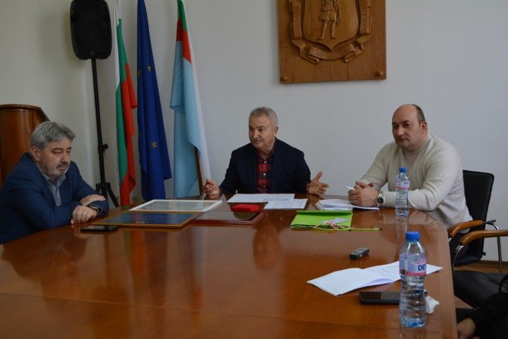 Стартира пролетното почистване