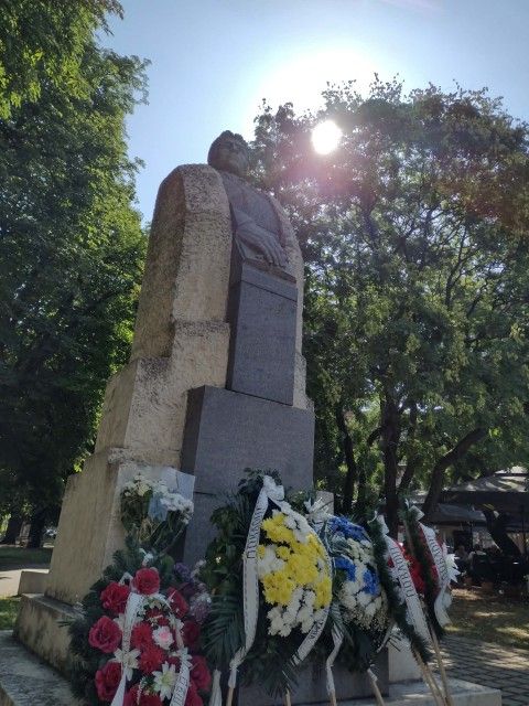 Монтана се преклони пред Апостола