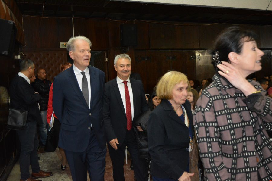 Френският посланик в Монтана: „ Участвайте в конкурса ни „Екообщина”