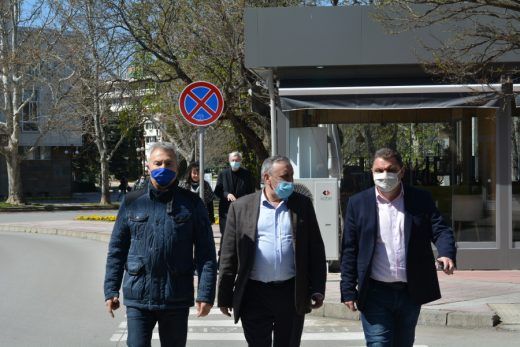 Професор Кантарджиев провери мерките срещу COVID 19 в Монтана