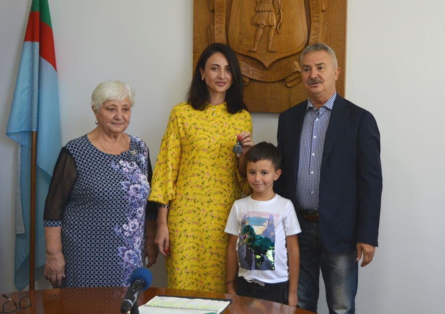 Бежанци от Украйна получиха общинско жилище
